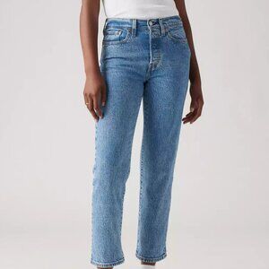 Wedgie Fit Straight Women's Jeans Medium Wash 25W x 26L